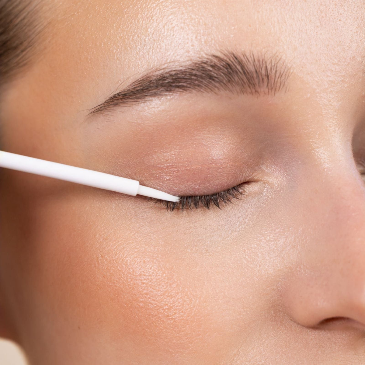 EYELASH GROWTH SERUM WITH SANZI GROWTH COMPLEX