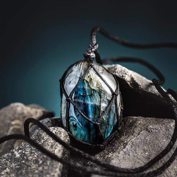 Unisex Dragon Heart Halskæde med Labradorit