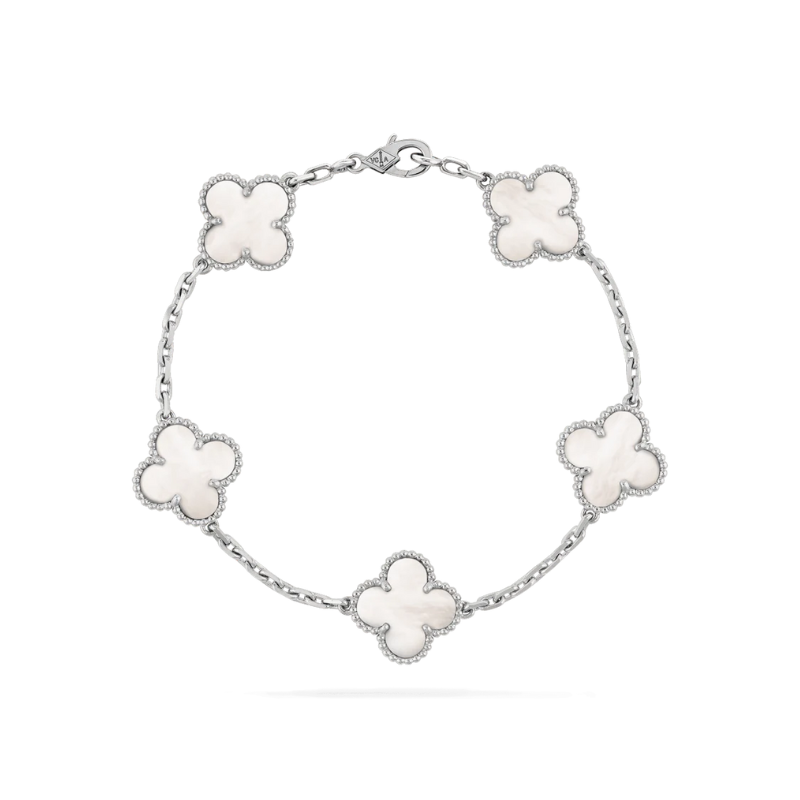 LuxeAura Armbånd - Raffineret Elegance og Tidløs Skønhed